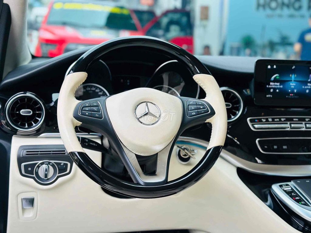 Mercedes Benz  V250 Up full maybach model 2022. Mua bán Ô tô tại Quận 8 Tp Hồ Chí Minh được đăng bởi Hồng Phúc hình 10