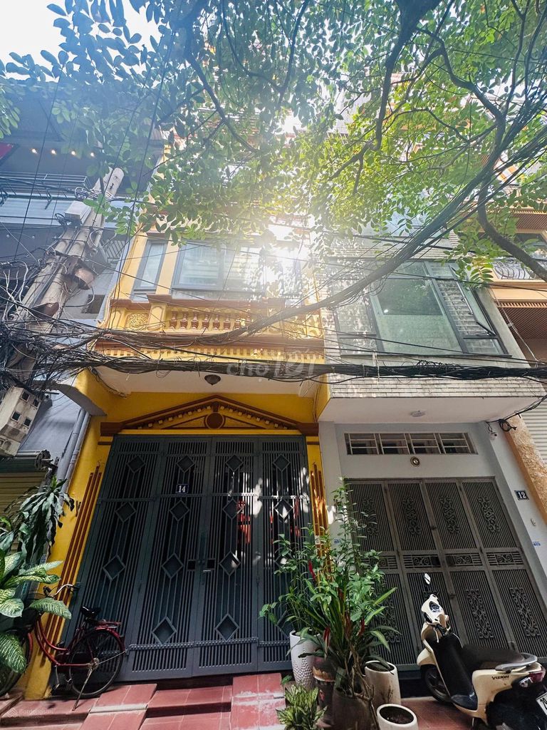 Владелец продает 5-этажную квартиру KBT по адресу: 131 Thai Ha Lane