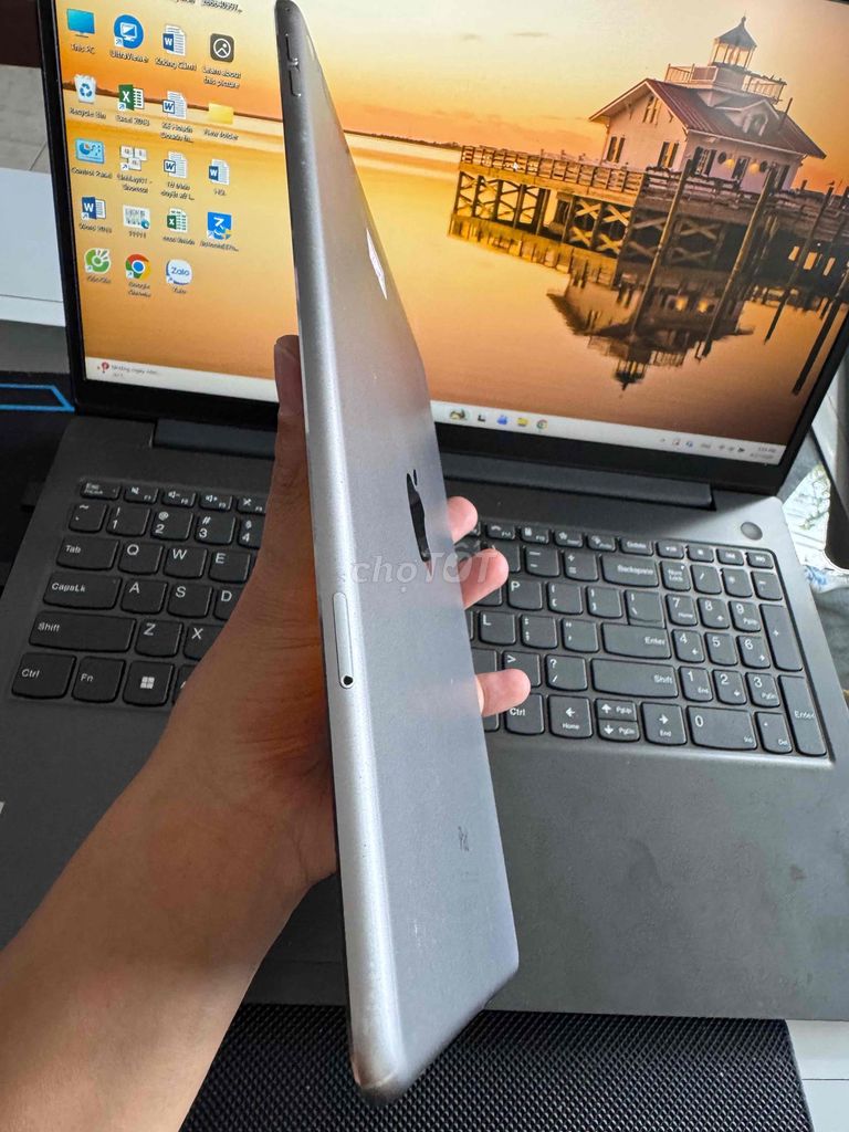 iPad Air 2. Zin Full Chức Năng. Mua bán Máy tính bảng tại Quận Ninh Kiều Cần Thơ được đăng bởi phan Nhân  hình 1