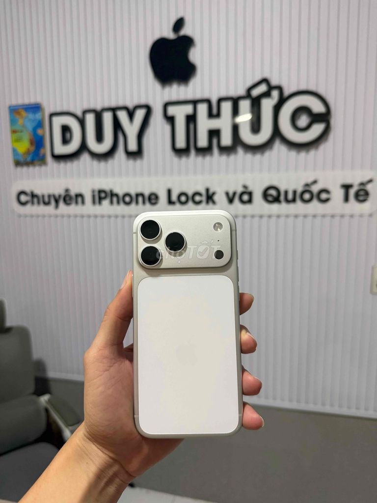 Apple iPhone 17 Pro Max 256GB Trắng Mỹ sạc 11 lần. Mua bán Điện thoại tại Quận Ninh Kiều Cần Thơ được đăng bởi Duy Thức chuyên iphone Lock Cần Thơ hình 1