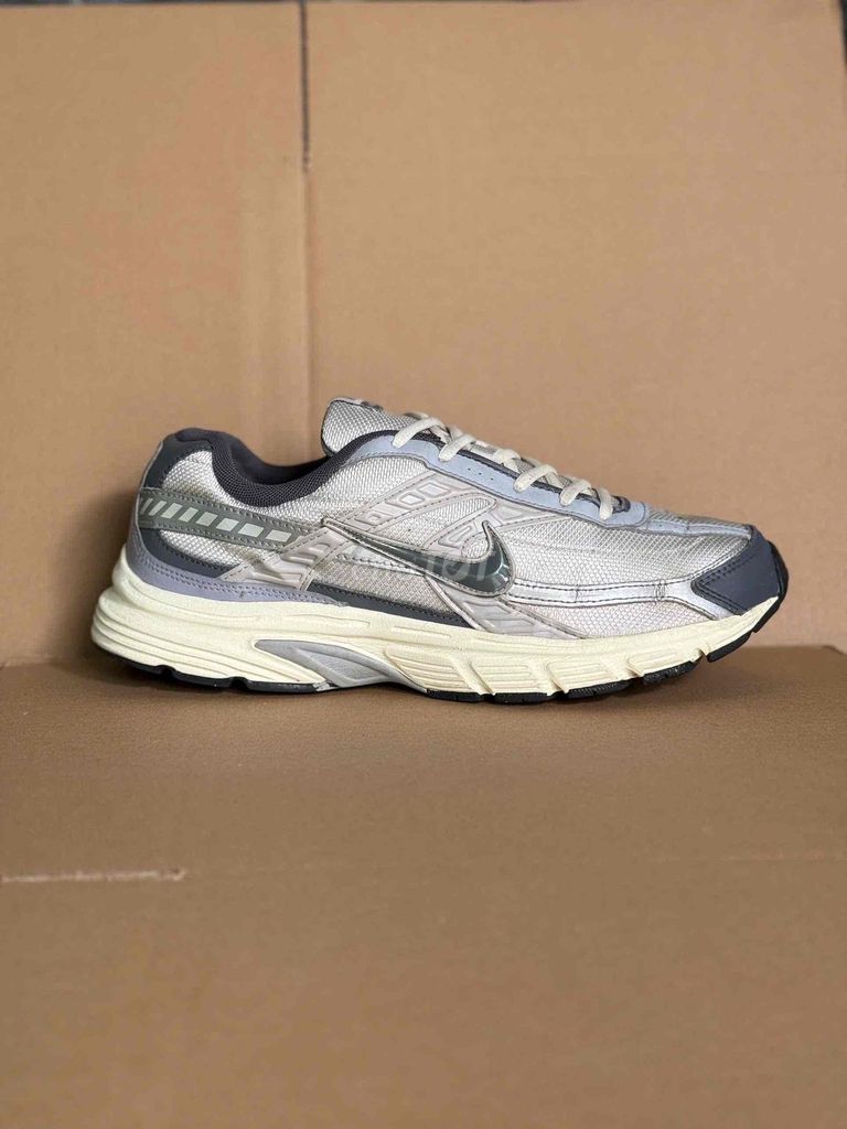 Giày thể thao Nike Initiator Xám 45 EU. Mua bán Giày dép tại Quận Bình Thạnh Tp Hồ Chí Minh được đăng bởi Ngô Hoàng Bảo hình 1