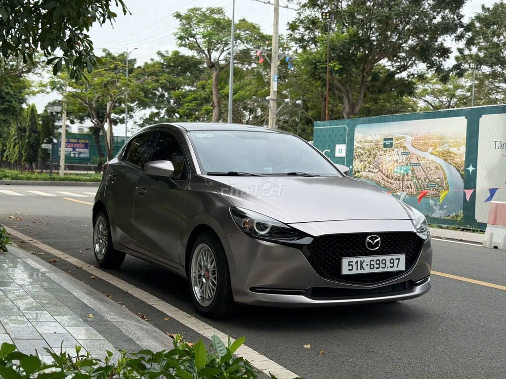 Mazda 2 2022 Luxury 21.000km Xám. Mua bán Ô tô tại Thành phố Thủ Đức Tp Hồ Chí Minh được đăng bởi Công Phan Hữu Tuấn hình 20