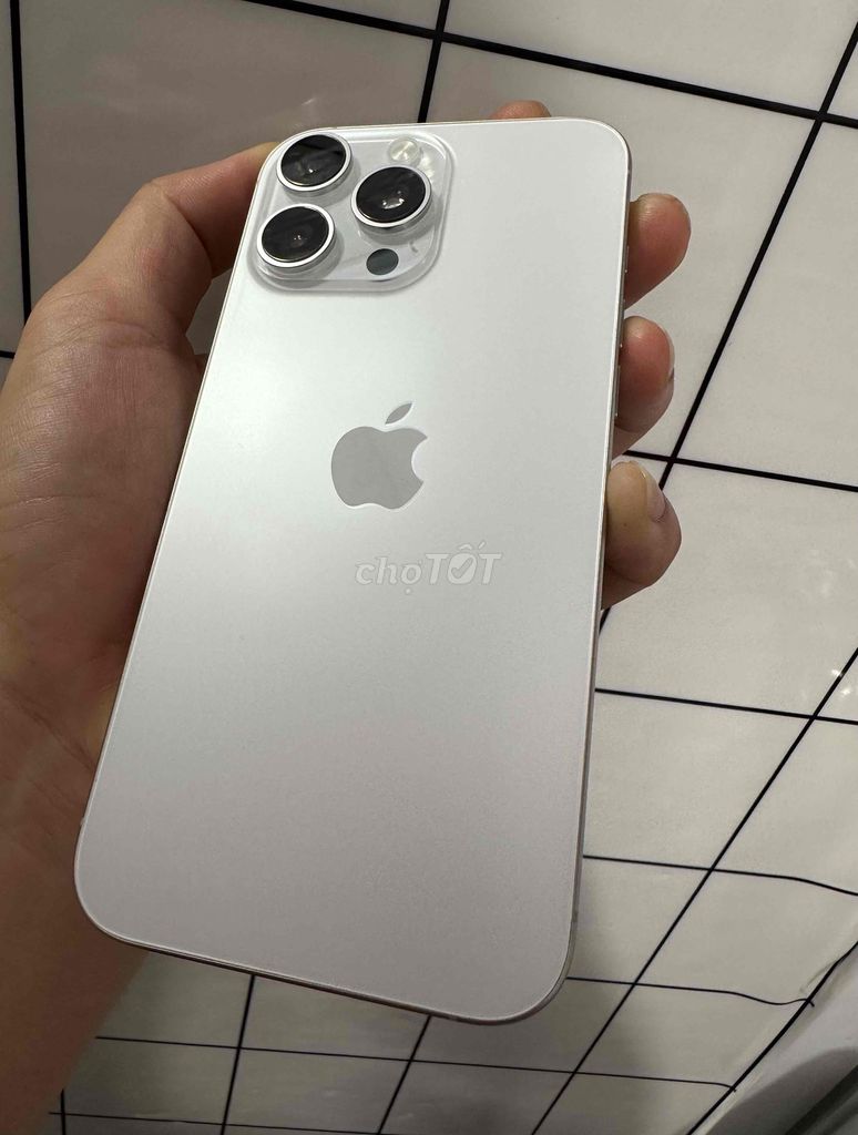 Apple iPhone 16 Pro Max 256GB Trắng Quốc Tế Mới 99. Mua bán Điện thoại tại Thành phố Biên Hòa Đồng Nai được đăng bởi Long hình 1