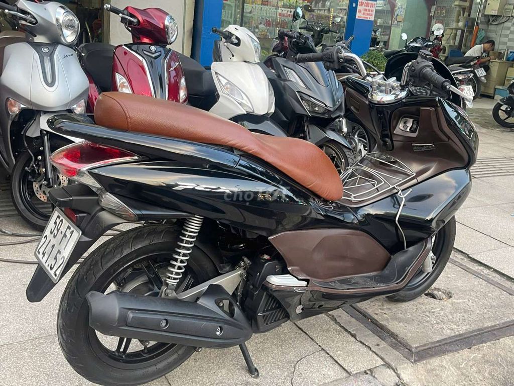 Honda PCX 125 2012 mới 90% Bstp chính chủ. Mua bán Xe máy tại Quận Tân Phú Tp Hồ Chí Minh được đăng bởi Tuanduy hình 4