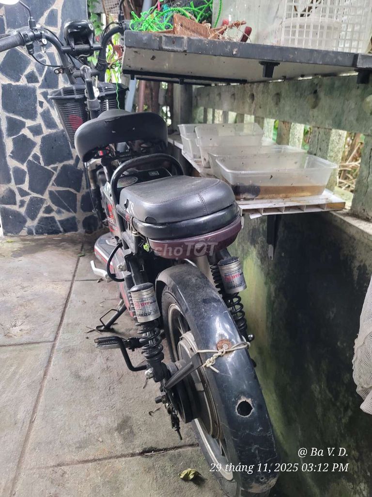 Xe đạp điện màu Đen Đã sử dụng. Mua bán Xe điện tại Thành phố Huế Thừa Thiên Huế được đăng bởi Võ Ba hình 3