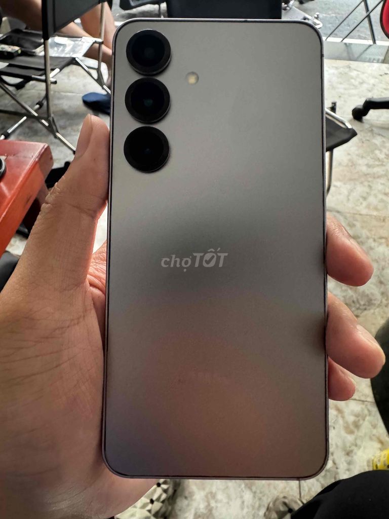 Samsung Galaxy S25 Xám 256GB RAM 12GB Zin Áp. Mua bán Điện thoại tại Quận Tân Bình Tp Hồ Chí Minh được đăng bởi Tony Chung Q10 Q11 hình 1