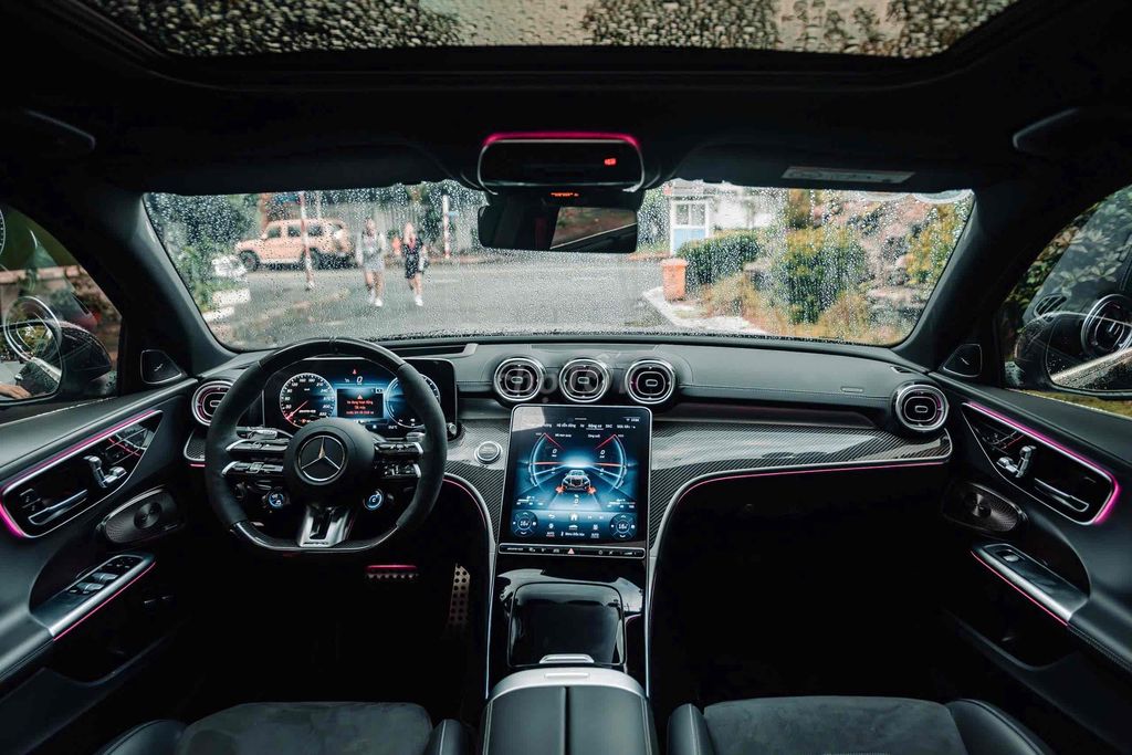 Mercedes C63 S E Performance AMG - 2024 - 680 HP. Mua bán Ô tô tại Quận 7 Tp Hồ Chí Minh được đăng bởi Thật Nguyễn LongAnh Auto hình 11