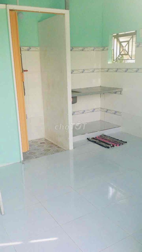 Nhà trọ mặt tiền 24m2 có gác, sạch, an ninh, giờ giấc tự do 24/24