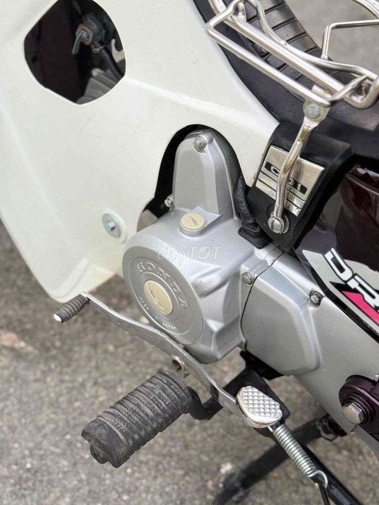 Honda Dream Thái Nâu Trắng. Mua bán Xe máy tại Huyện Củ Chi Tp Hồ Chí Minh được đăng bởi HuỳnhLâm Bổn hình 9