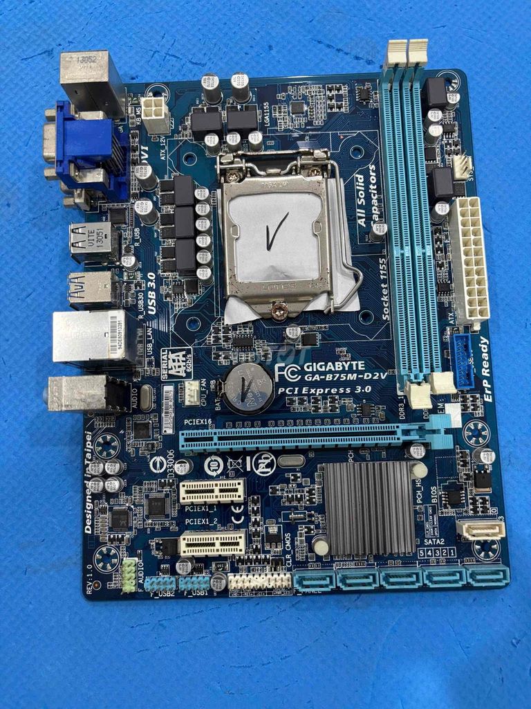 Mainboard Gigabyte GA-B75M-D2V