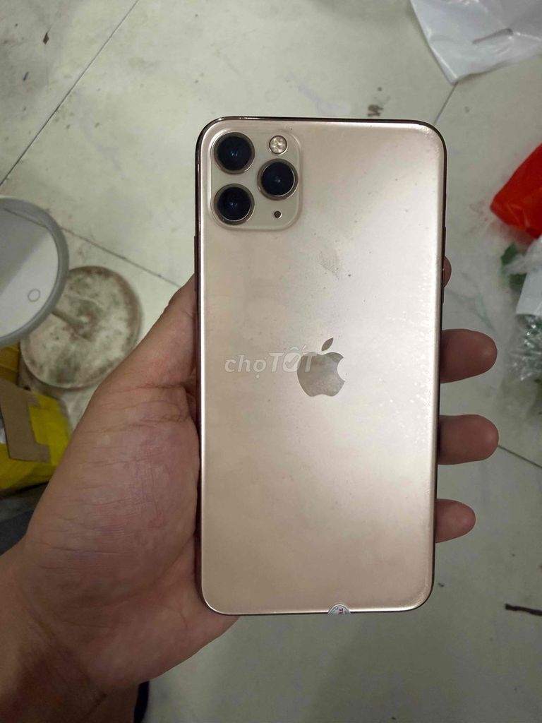Apple iPhone 11 Pro Max 64GB Vàng đồng Đã sử dụng. Mua bán Điện thoại tại Quận Hà Đông Hà Nội được đăng bởi Nguyễn hoài ninh hình 1