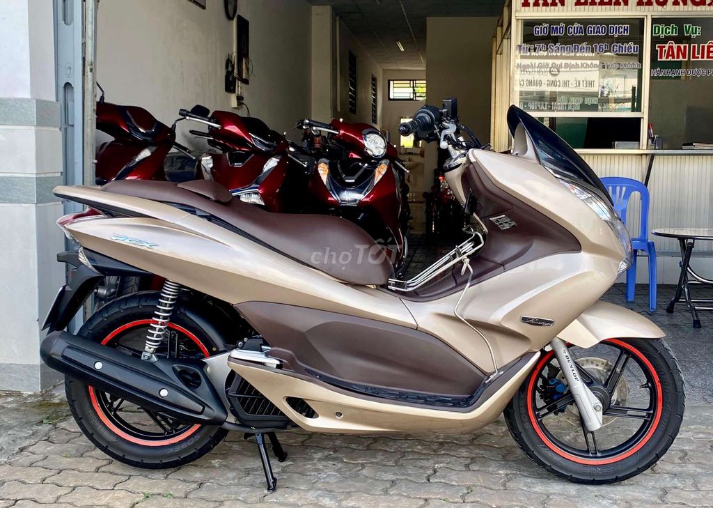 Honda PCX Fi Nhập THÁI LAN Máy Zin êm. Mua bán Xe máy tại Quận Ninh Kiều Cần Thơ được đăng bởi Xe Máy TÂN LIÊN HƯNG 1 91B hình 6