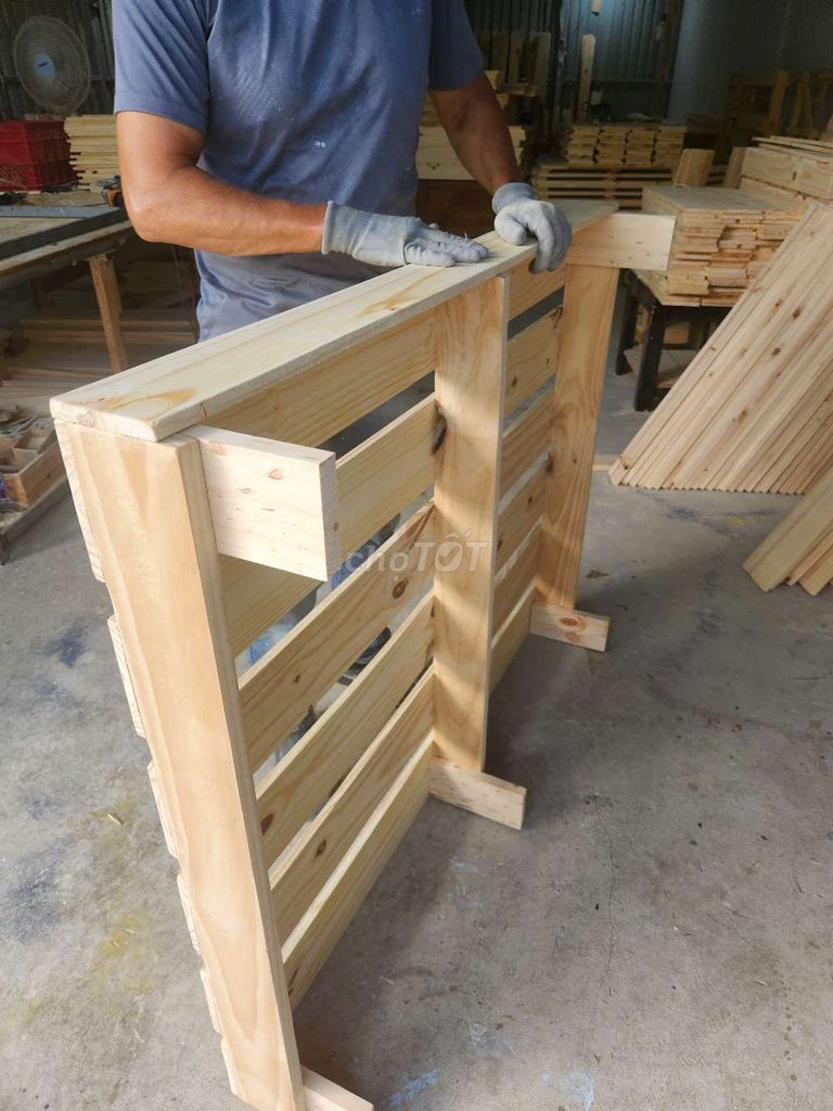 GIƯỜNG PALLET PHỦ PU. Mua bán Giường, chăn ga gối nệm tại Quận 12 Tp Hồ Chí Minh được đăng bởi minh suong hình 9
