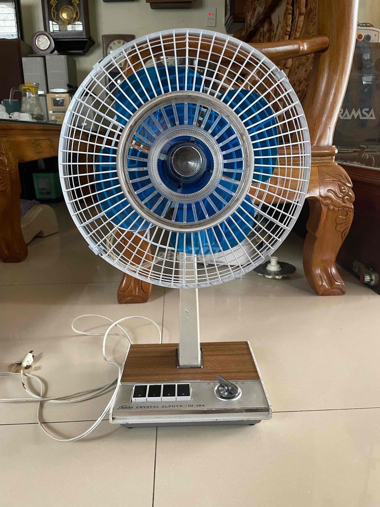 Quạt điện Toshiba DF-25A hàng Nhật điện 100V. Mua bán Quạt tại Huyện An Lão Hải Phòng được đăng bởi MẠNH CƯỜNG hình 1