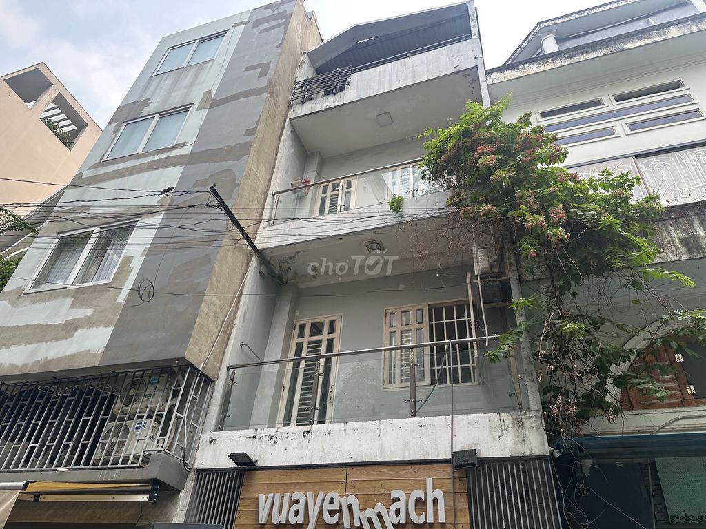 Rent · 3 bd · 50 м² · Quận Tân Bình, ул. Đường Trương Công Định