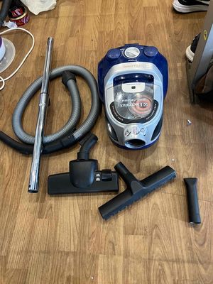 Máy hút bụi Electrolux 2100w chính hãng.. Mua bán Nội thất, đồ gia dụng khác tại Quận 5 Tp Hồ Chí Minh được đăng bởi duy khánh