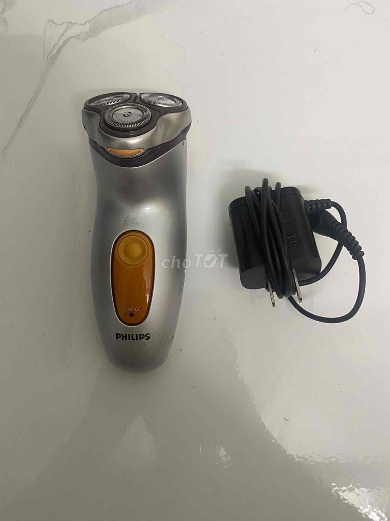 Máy cạo râu Philips HQ7816