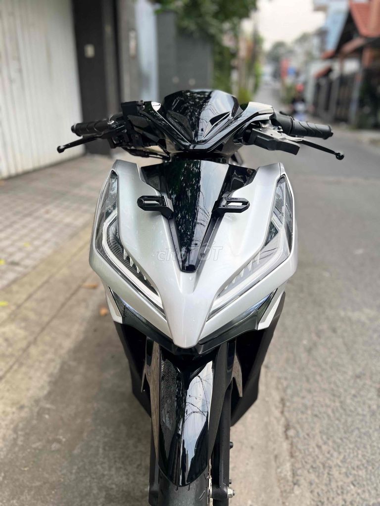 Vario150 bạc posche. Mua bán Xe máy tại Thành phố Biên Hòa Đồng Nai được đăng bởi Khiêm Đỗ hình 5