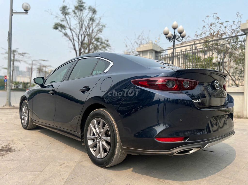 Mazda 3 1.5AT 2022 luxury tư nhân 1 chủ Hà Nội. Mua bán Ô tô tại Quận Thanh Xuân Hà Nội được đăng bởi Nguyễn Quang Đức hình 10