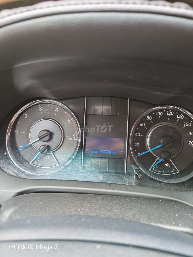 Toyota Fortuner 2019 Số sàn 177775 km. Mua bán Ô tô tại Thị xã Bình Long Bình Phước được đăng bởi Kim Thắng hình 3