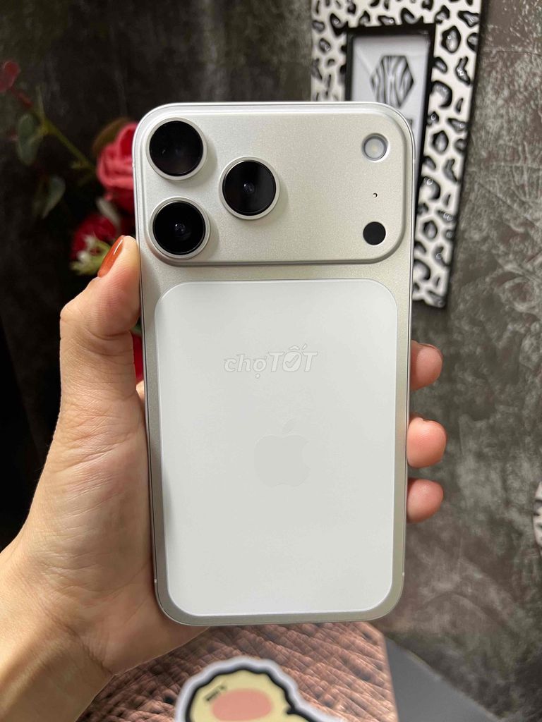 🔥iPhone 11 Độ iPhone 17 pro"Miễn Phí Giao Tận Nơi". Mua bán Điện thoại tại Quận 12 Tp Hồ Chí Minh được đăng bởi Gấm GAPPhone hình 1