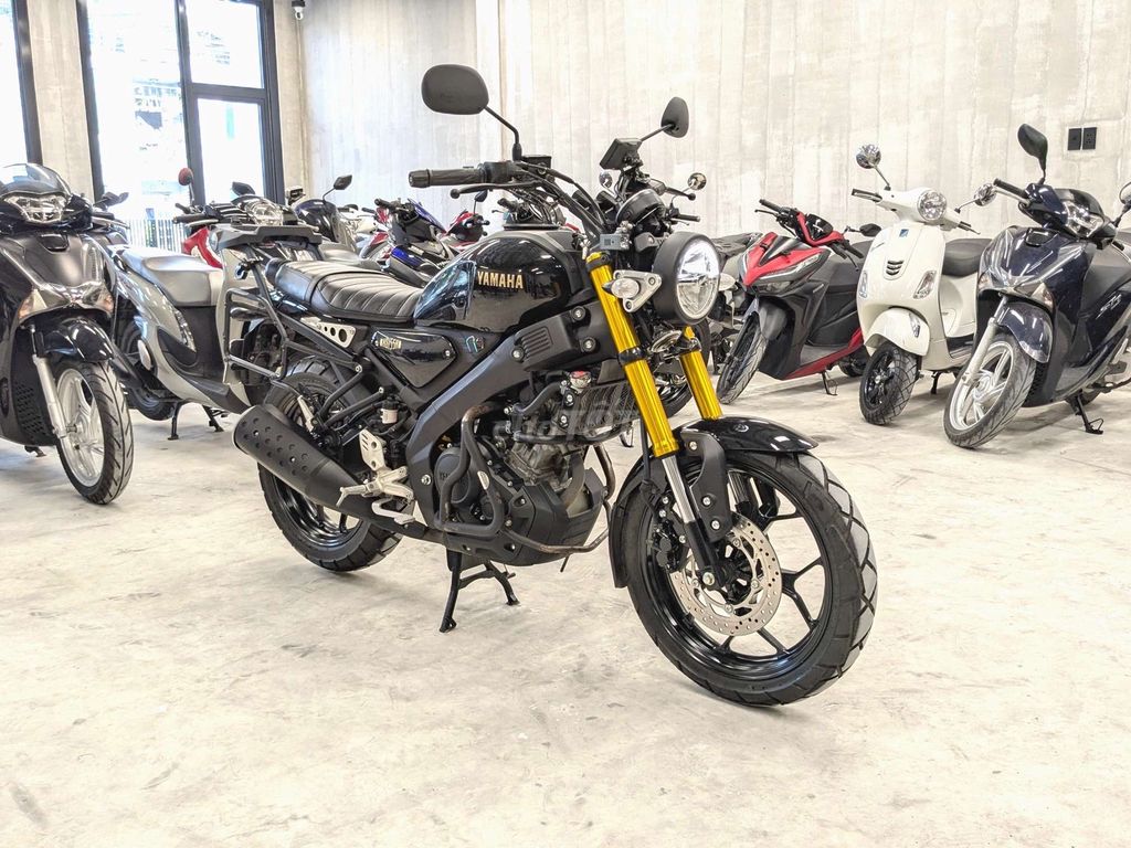 Yamaha XSR155 - Đen bóng với phuộc vàng | ODO thấp. Mua bán Xe máy tại Thành phố Thủ Đức Tp Hồ Chí Minh được đăng bởi iMotorbike Khang hình 2
