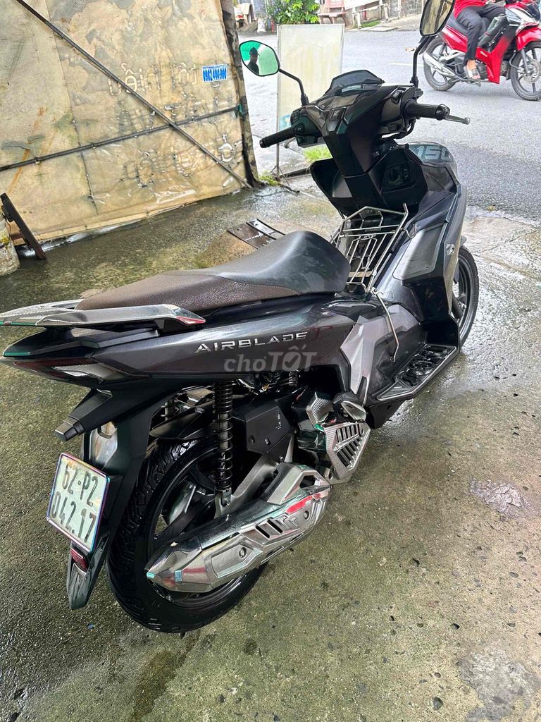 Основной держатель Honda Air Blade 150 ABS, серый, серебристый