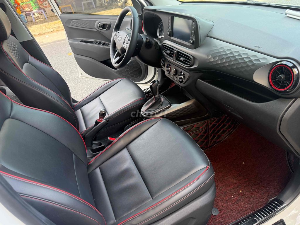 Hyundai Grand i10 2022 1.2 AT - 50000 km. Mua bán Ô tô tại Quận Cẩm Lệ Đà Nẵng được đăng bởi Nguyễn Quang hình 10