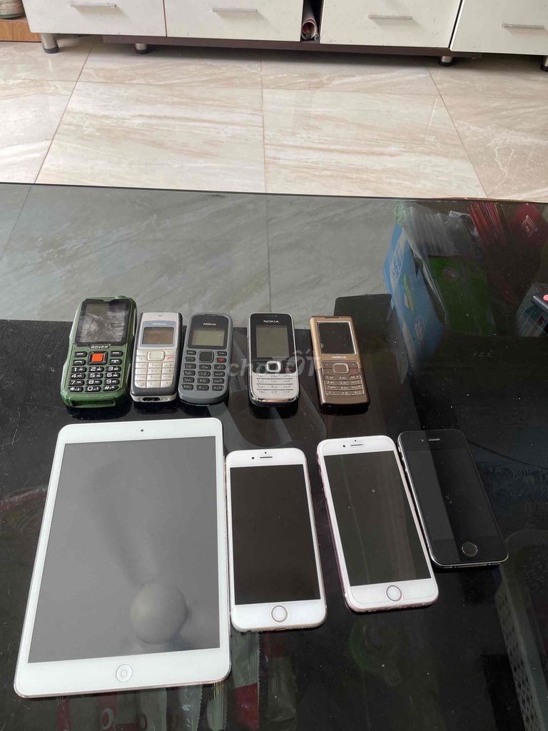 Dọn nhà 9 máy cỏ. Mua bán Điện thoại tại Quận Hoàng Mai Hà Nội được đăng bởi Mạnh hình 1