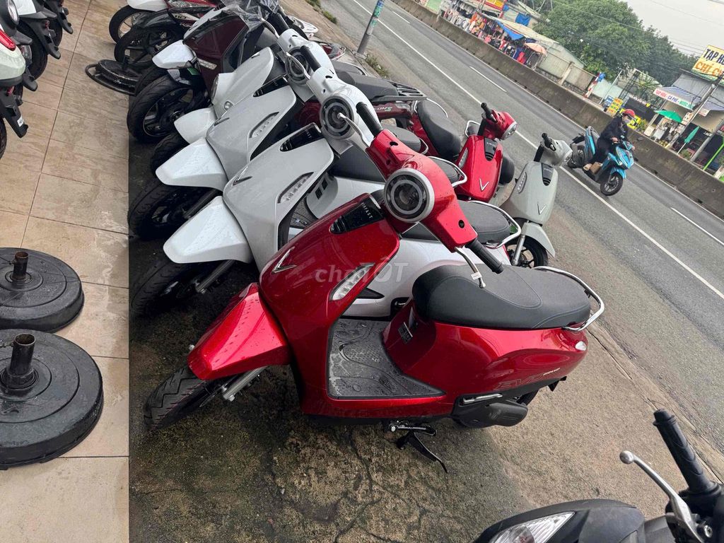 evogrand màu trắng giá 21tr giảm 12%. Mua bán Xe điện tại Thành phố Thủ Dầu Một Bình Dương được đăng bởi Linh hình 1