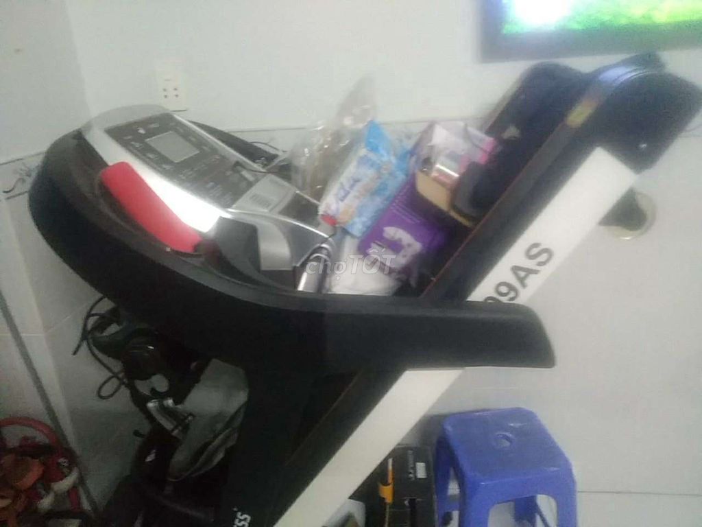 Bán máy chạy bộ TECH FITNESS