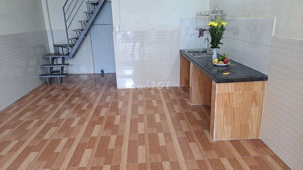 NHÀ NGUYÊN CĂN 60M2 NGAY ĐƯỜNG NHỰA 12M