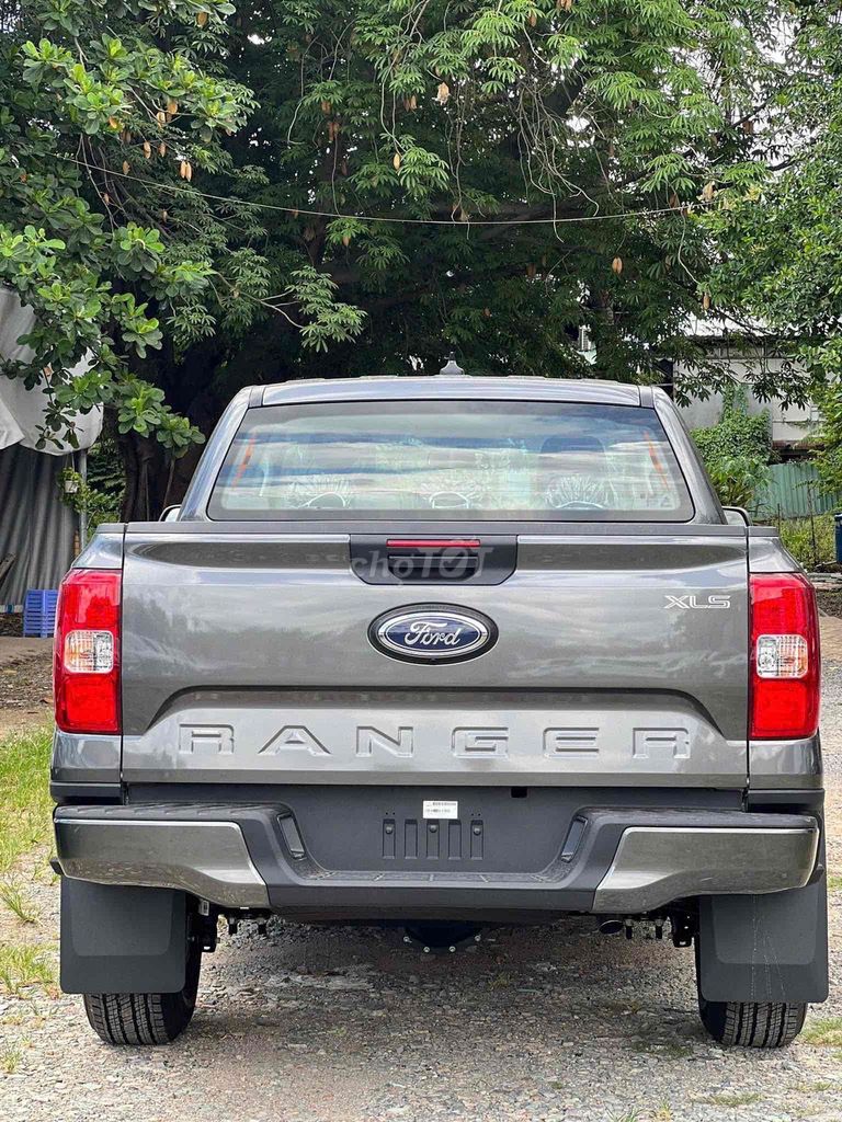 Ford Ranger XLS ĐỦ MÀU. Mua bán Ô tô tại Thành phố Thanh Hóa Thanh Hóa được đăng bởi Ngọc Ford Thanh Hoá hình 15