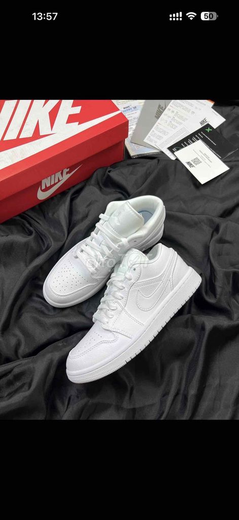 Giày thể thao Nike Jordan Trắng size 36-37 Mới. Mua bán Giày dép tại Huyện Lâm Hà Lâm Đồng được đăng bởi Mai Vũ hình 1