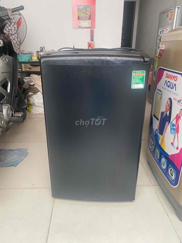 Tủ lạnh mini aqua 90L zin còn đẹp bán bh6t uy tín. Mua bán Tủ lạnh tại Quận 7 Tp Hồ Chí Minh được đăng bởi Vũ Văn Ngân hình 1