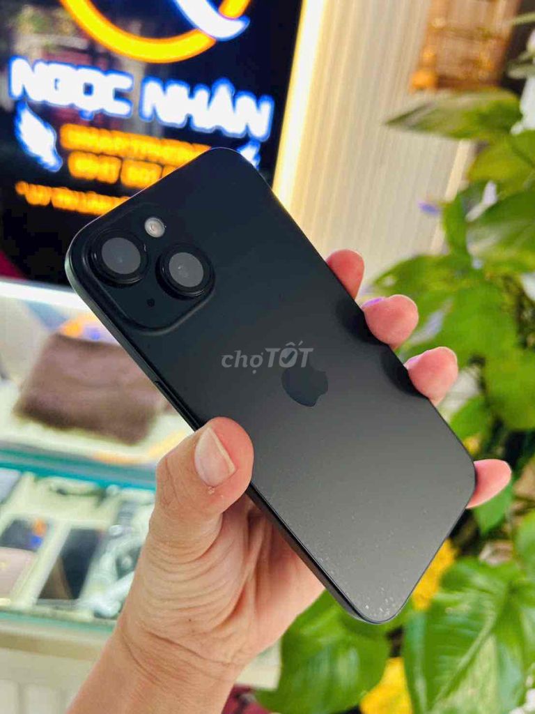 Apple iPhone 15 128GB Đen việt nam zin áp đẹp. Mua bán Điện thoại tại Thành phố Biên Hòa Đồng Nai được đăng bởi Oanh Hoang hình 1