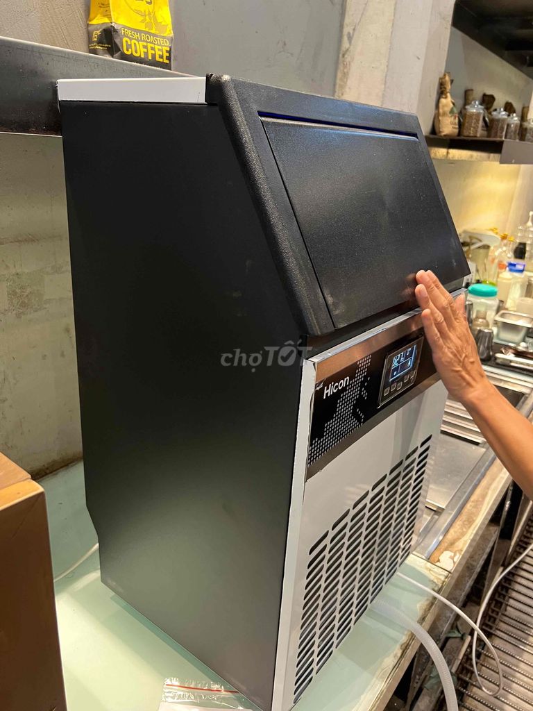 MÁY LÀM ĐÁ VIÊN 100KG/Ngày giá *** thị trường