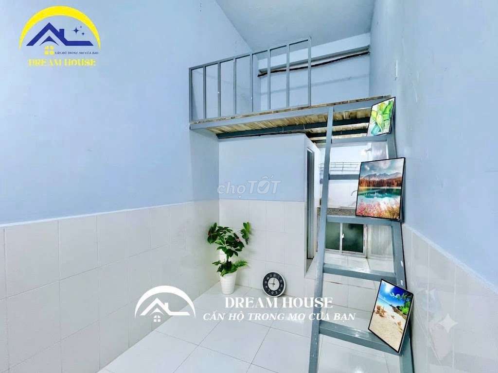 Совершенно новая комната в супер-свежих синих тонах