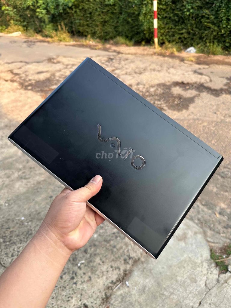Vaio i5 Gen 6 4GB/128GB Đen. Mua bán Laptop tại Thành phố Buôn Ma Thuột Đắk Lắk được đăng bởi Tuan hình 1
