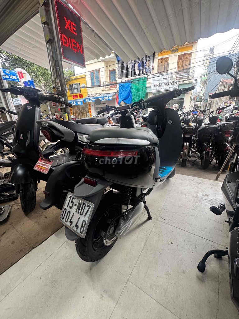 Xe máy điện Dibao Gogo Cross Đen xám