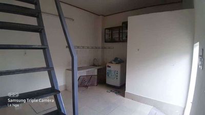 Cho thuê nhà riêng biệt gác suốt gần kcx tân thuận. Cho thuê Nhà ở tại Quận 7 Tp Hồ Chí Minh được đăng bởi Tố Nga