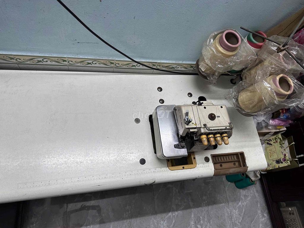 Máy vắt sổ Siruba 4 chỉ Trắng kem. Mua bán Đồ chuyên dụng, Giống nuôi trồng tại Quận 8 Tp Hồ Chí Minh được đăng bởi Khôi Nguyên Dư hình 1