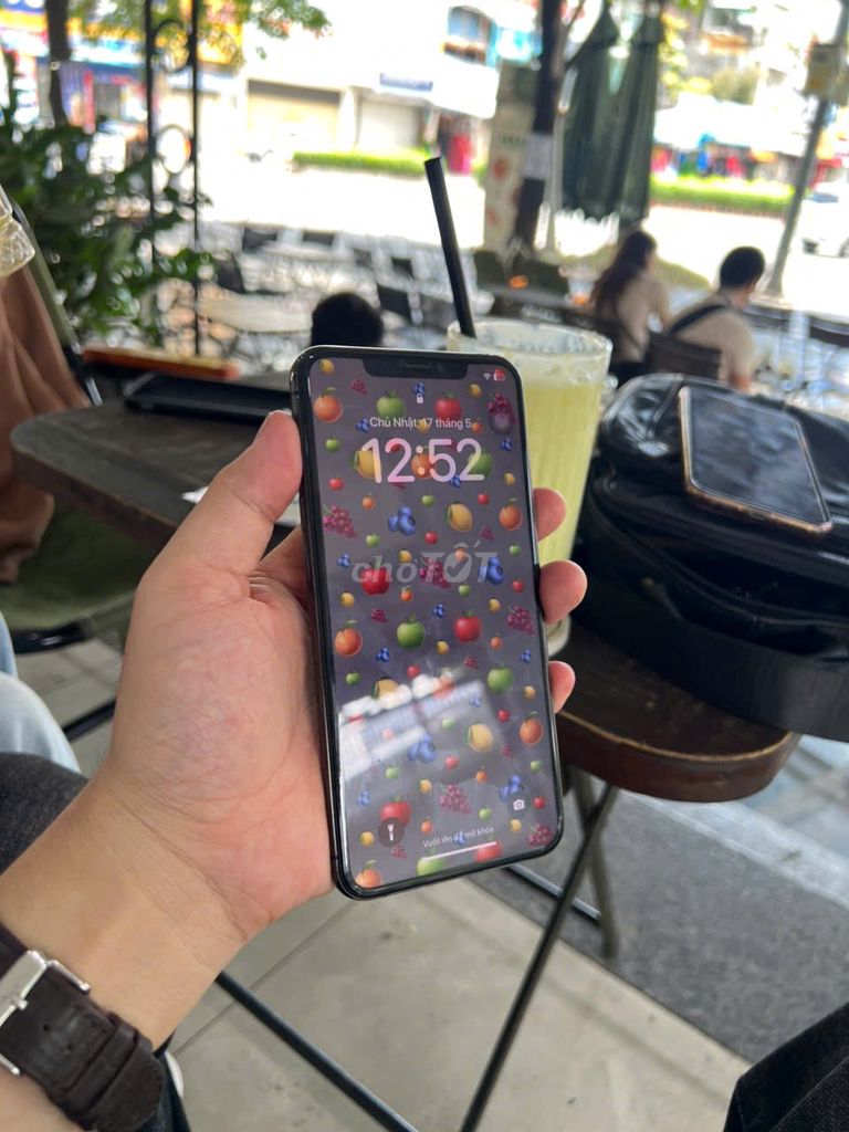 Apple iPhone XS Max Đen Nguyên zin. Mua bán Điện thoại tại Thị xã Bến Cát Bình Dương được đăng bởi VI HA hình 1