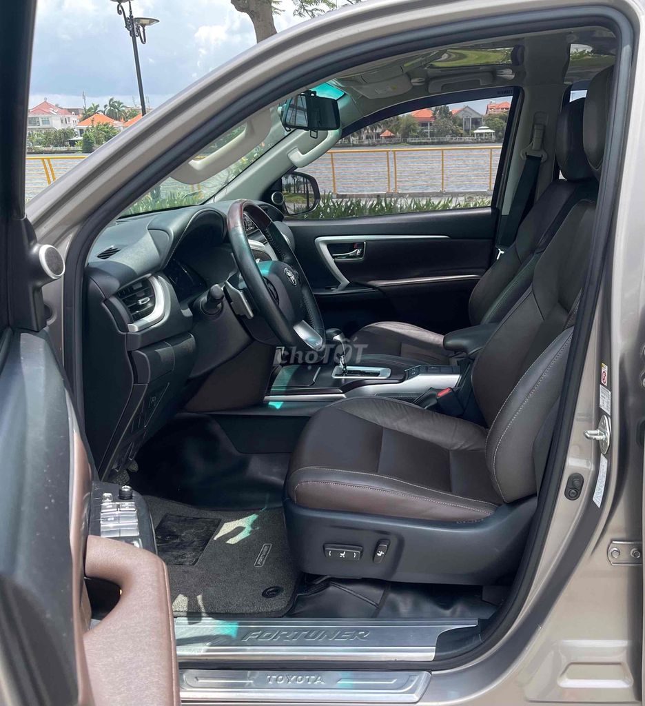 Toyota Fortuner Dầu AT 2019 - 90079km. Mua bán Ô tô tại Quận Bình Thạnh Tp Hồ Chí Minh được đăng bởi Dinh Hieu hình 8