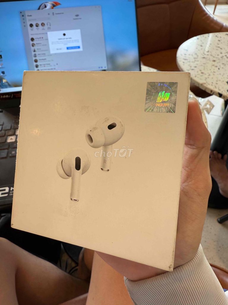 Airpod pro 2 type C nguyên seal của hệ thống FPT