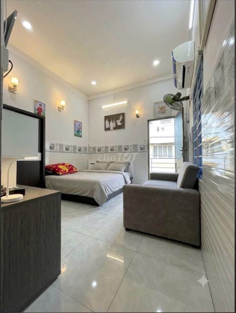 Nhà 4m x 17m, 2 tầng, 4 PN, Hồng Bàng, Q11, TP.HCM