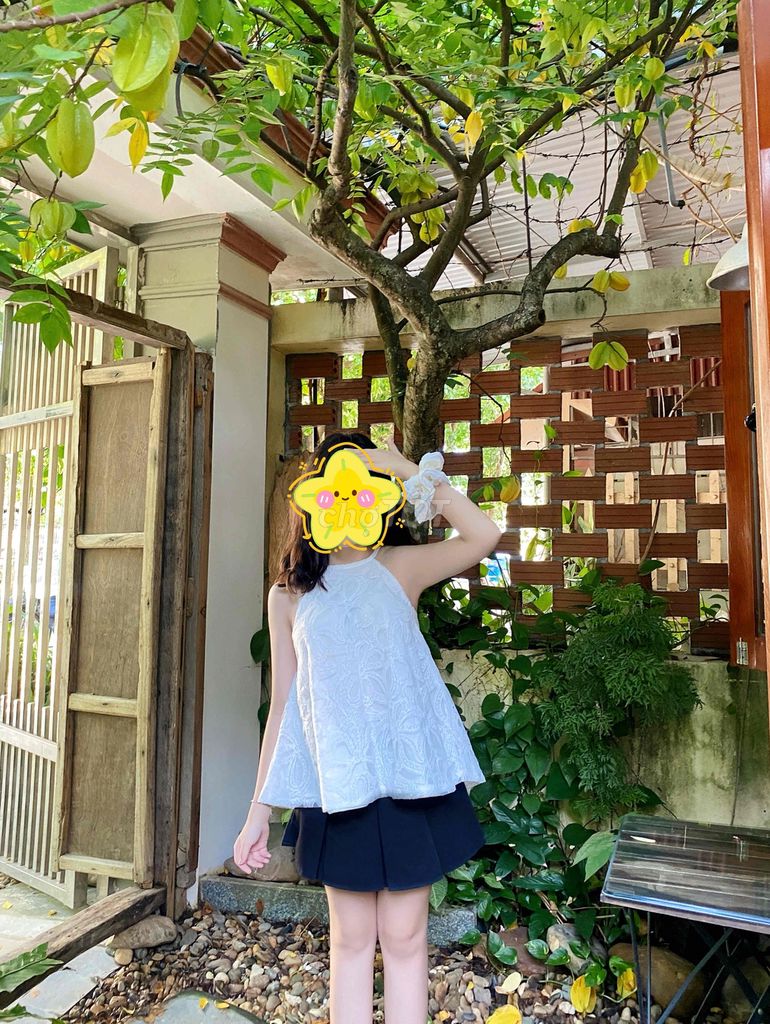 Áo yếm nữ Trắng size S đã dùng. Mua bán Quần áo tại Huyện Ý Yên Nam Định được đăng bởi Phương Lê hình 1