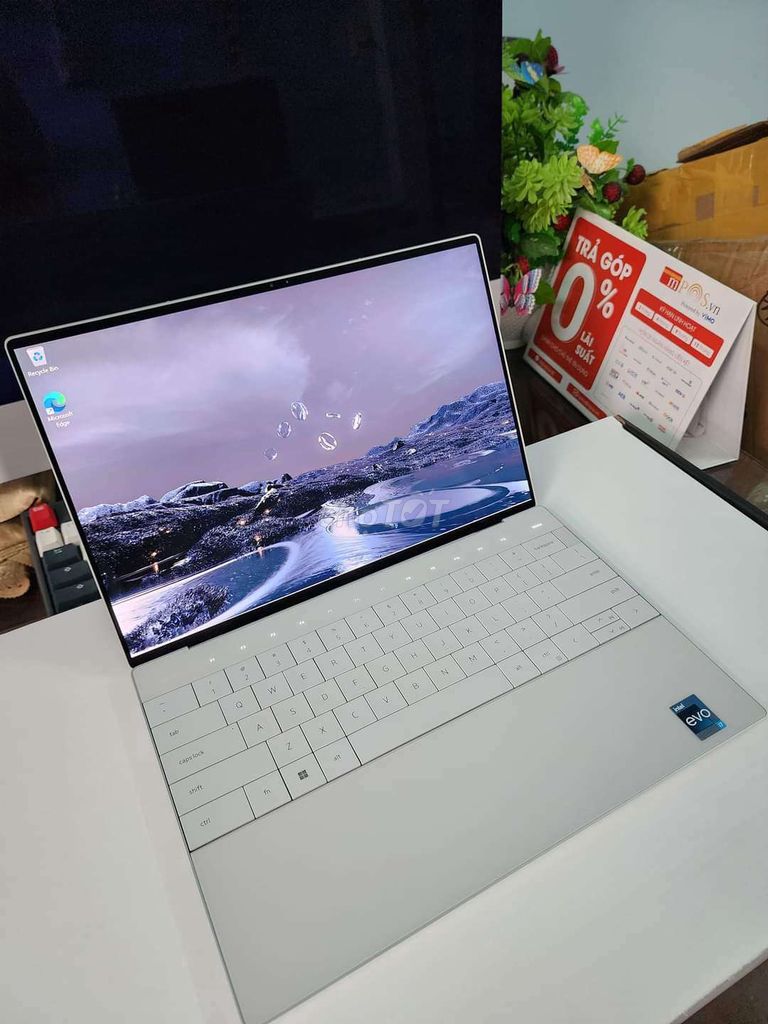 Dell XPS 9320 Plus i7 1260p ram 16GB màn 3.5k OLED