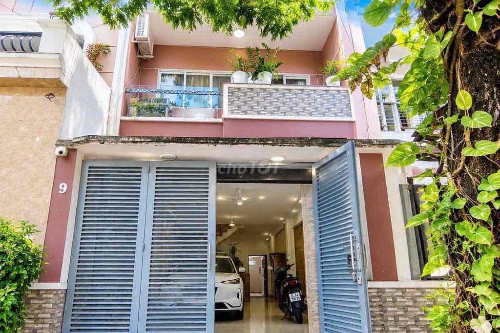 Аренда · 4 комн. · 100 м² · Quận Bình Tân, ул. Đường 28