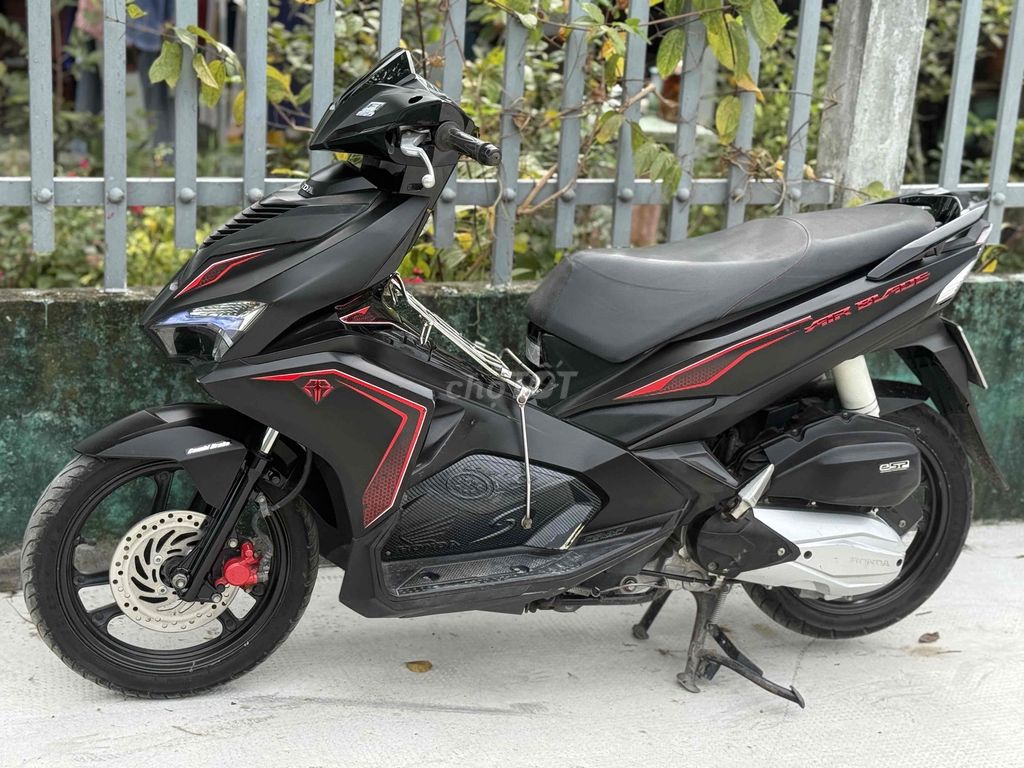 Honda Air Blade 2018 Đen Smartkey. Mua bán Xe máy tại Huyện Bến Lức Long An được đăng bởi Xe Máy Trung Toán hình 2